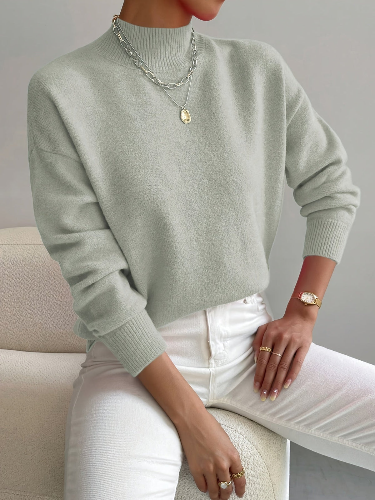 Pull Col Montant en Maille Fine pour Femme | Élégance Hivernale et Confort Moderne
