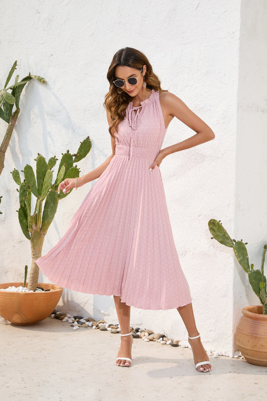 Robe Femme Plissée Neckholder Sans Manches – Élégance Classique et Silhouette Fluide