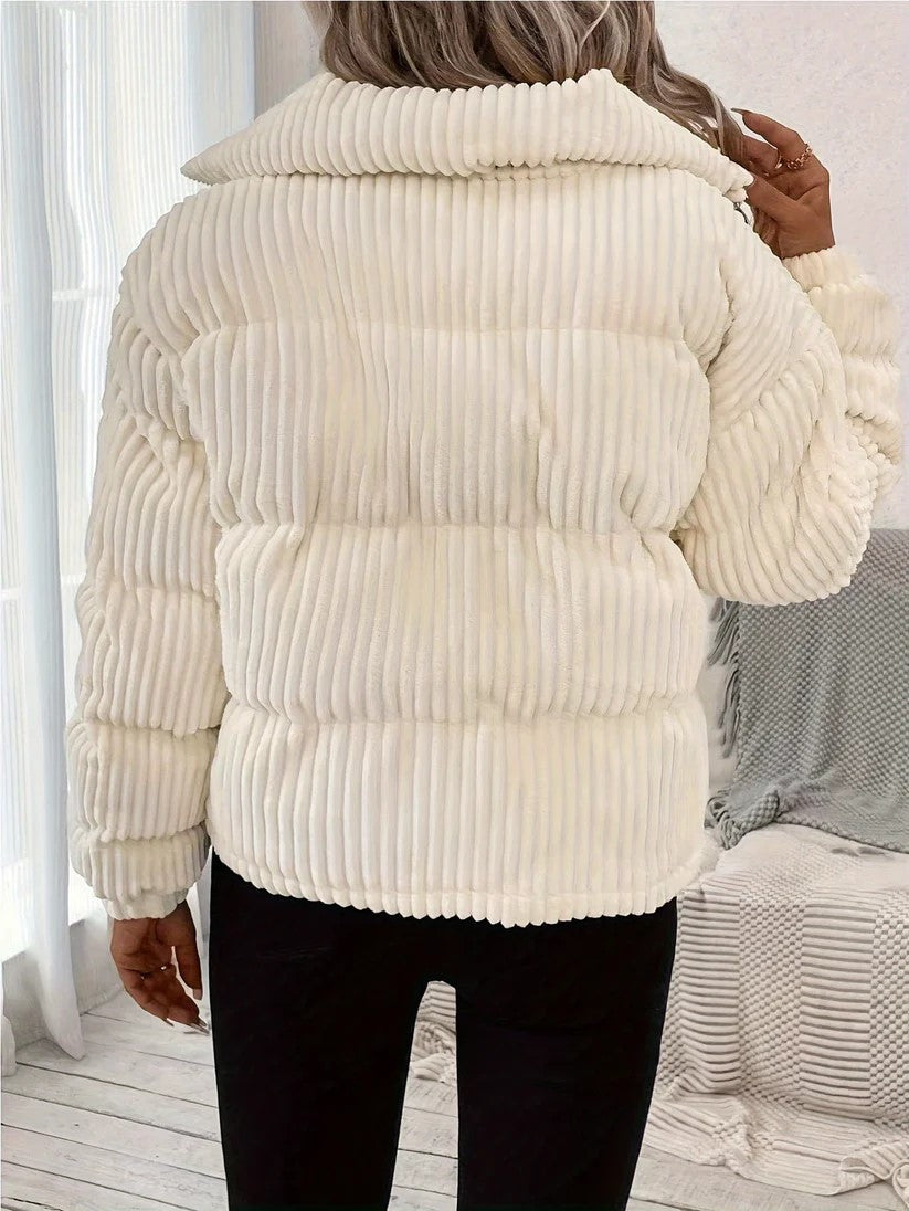 Veste Matelassée à Structure Côtelée pour Femme | Confort et Style Urbain