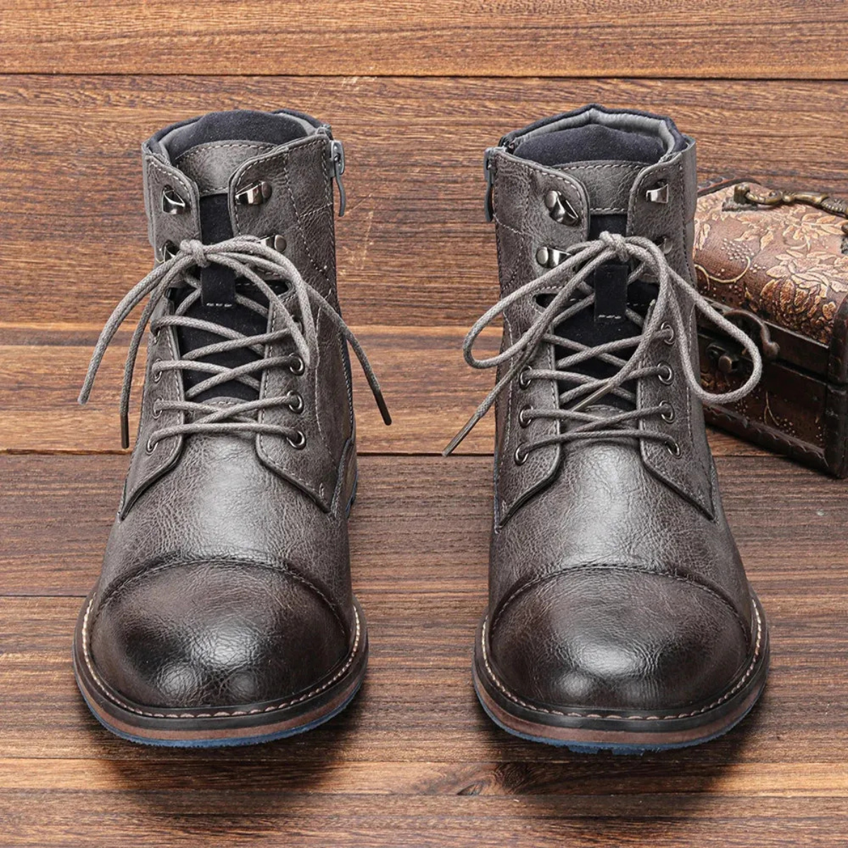 Manchester Bottines Homme en Cuir Synthétique Vintage, Semelle Antidérapante et Coutures Renforcées