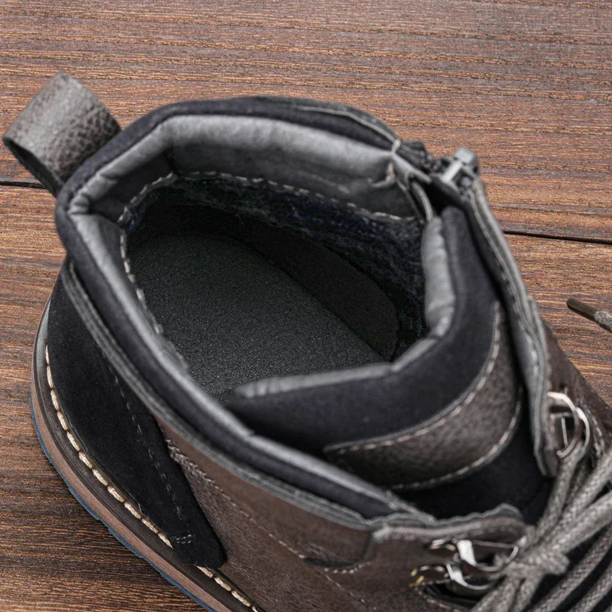 Manchester Bottines Homme en Cuir Synthétique Vintage, Semelle Antidérapante et Coutures Renforcées