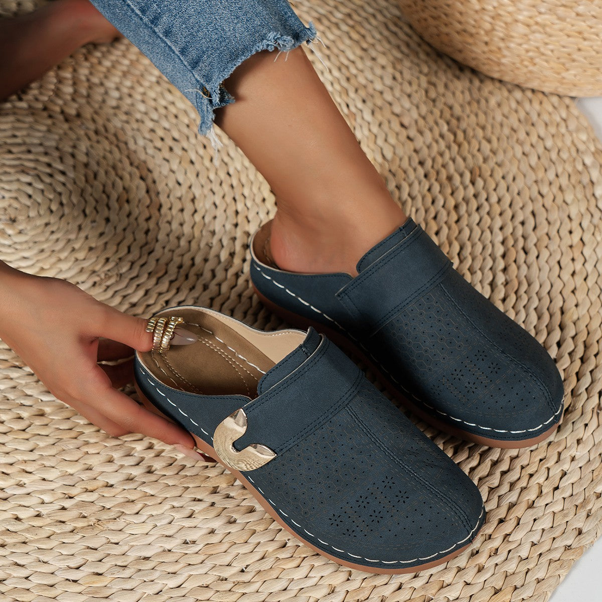 Chaussons Femme Fermés – Confort Douillet pour la Maison