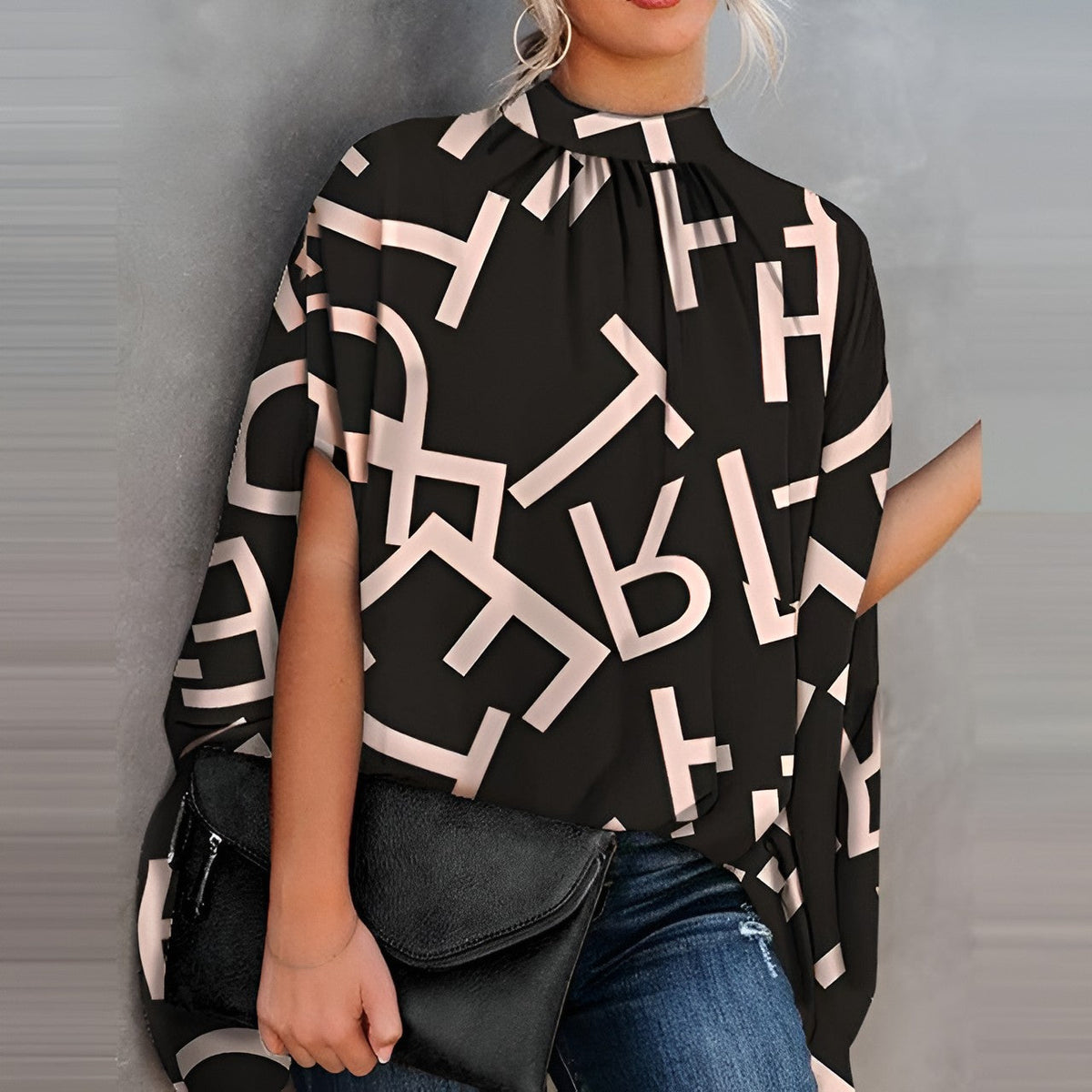 Blouse Femme Élégante et Originale – Style Unique et Silhouette Féminine