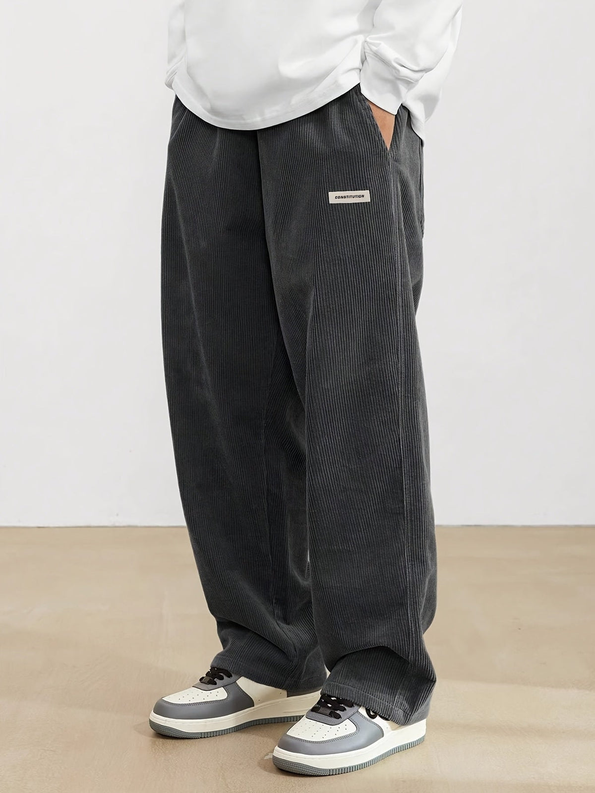 Pantalon Homme Côtelé à Coupe Large