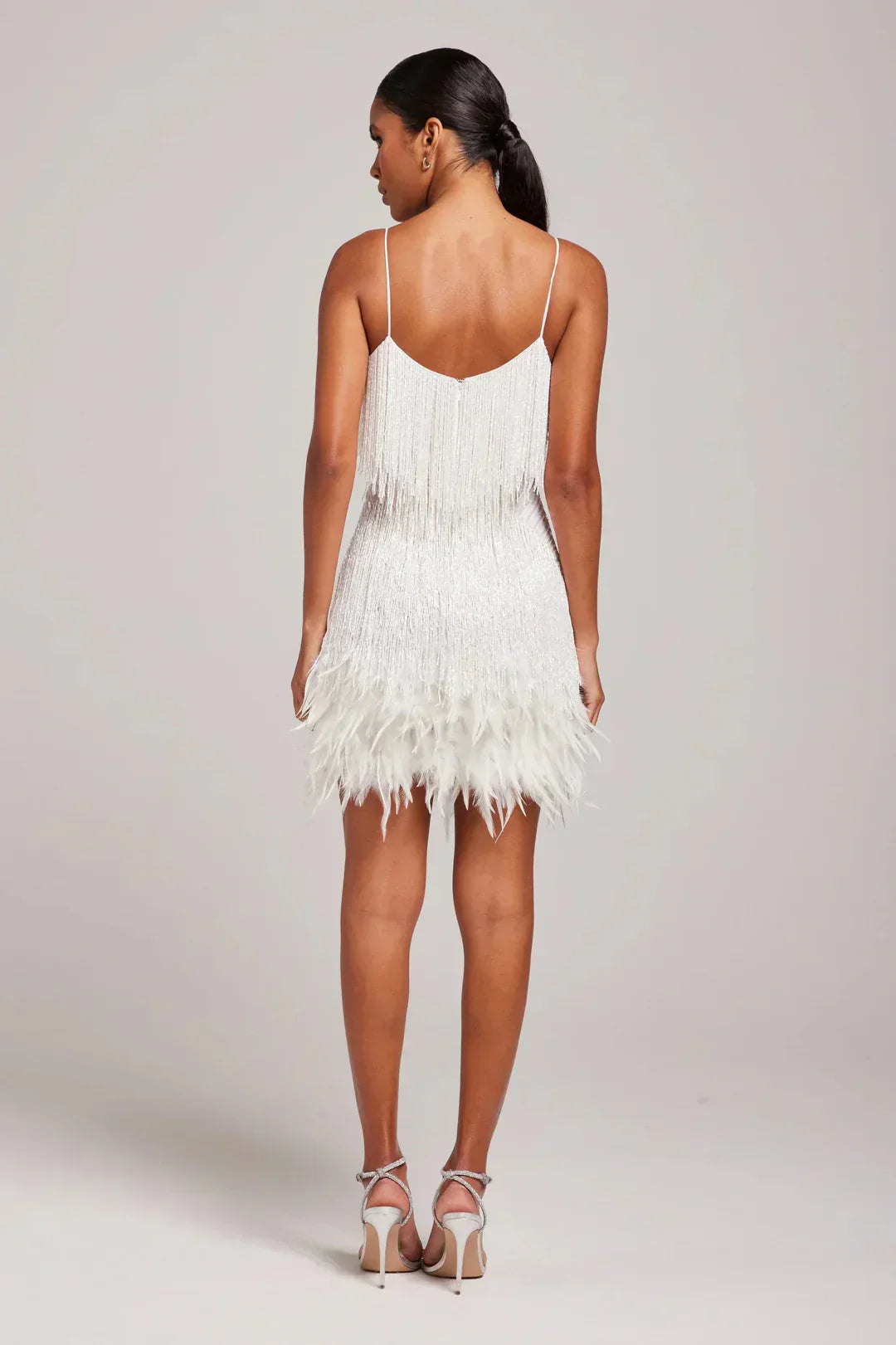 Robe Mini Femme Élégante à Franges et Coupe Ajustée Glamour