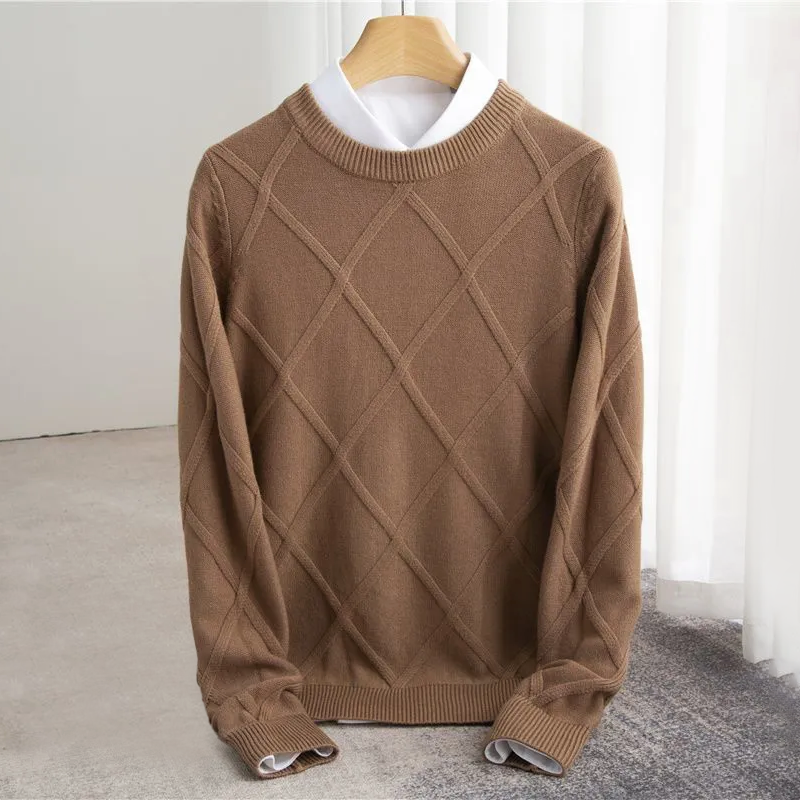 Pull Homme en Cachemire Structuré – Élégant, Confortable & Raffiné