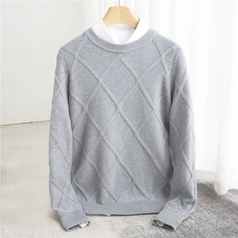 Pull Homme en Cachemire Structuré – Élégant, Confortable & Raffiné