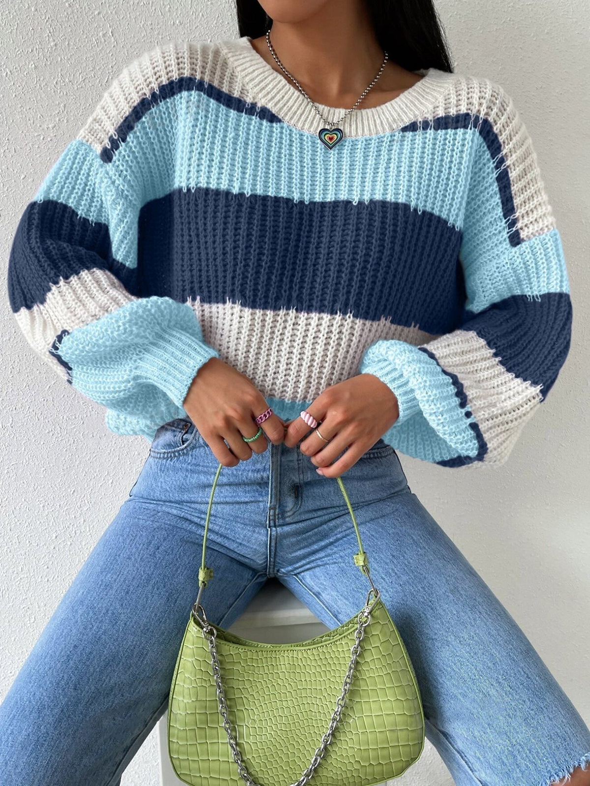 Pull Femme Rayé Douillet | Confort et Élégance au Quotidien