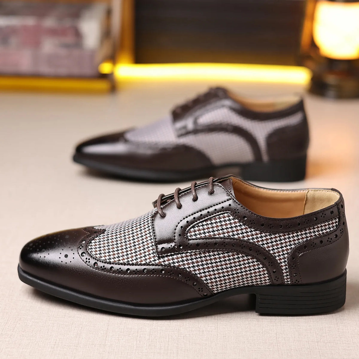 Alex | Chaussures Homme Oxford Pied-de-Poule | Détails Brogue Classiques