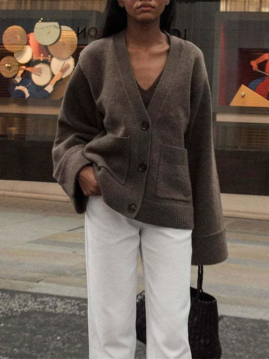 France | Cardigan Femme Oversize Col V Manche Longue Fermeture Boutonnée Tissu Doux