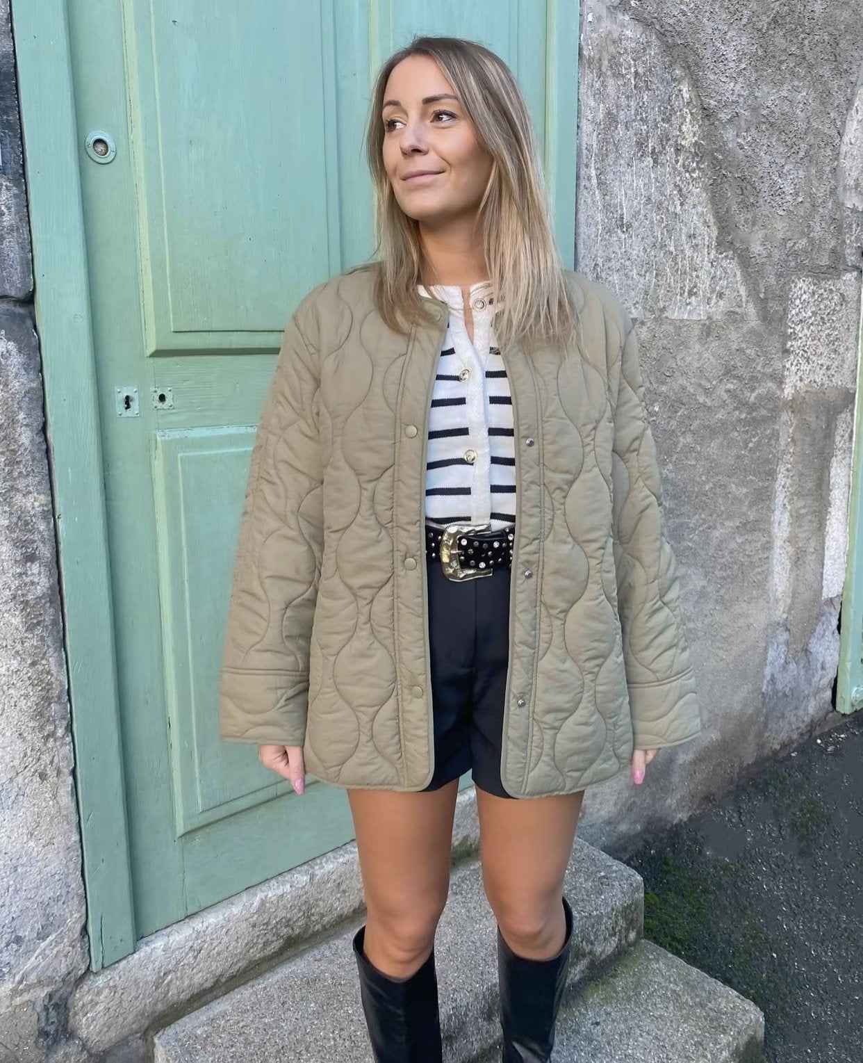 Charlotte | Veste Matelassée Femme Légère à Boutons, Coupe Ample Élégante