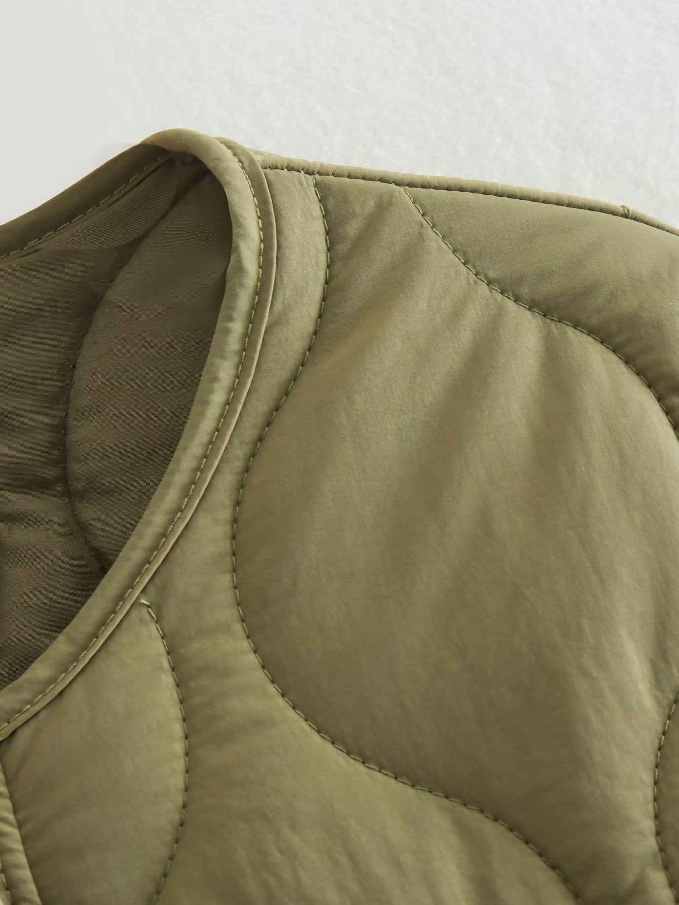 Charlotte | Veste Matelassée Femme Légère à Boutons, Coupe Ample Élégante