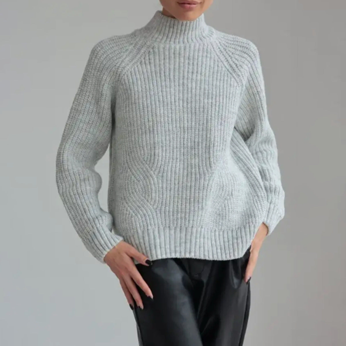 Élisabeth | Pull Femme Loose Fit en Laine Col Roulé à Manches Raglan et Maille Côtelée