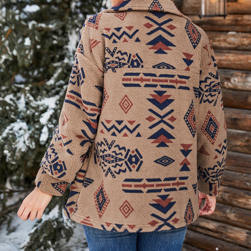 Fernande | Veste Femme Oversize en Teddy Doux, Motif Géométrique, Boutonnée, Col Revers