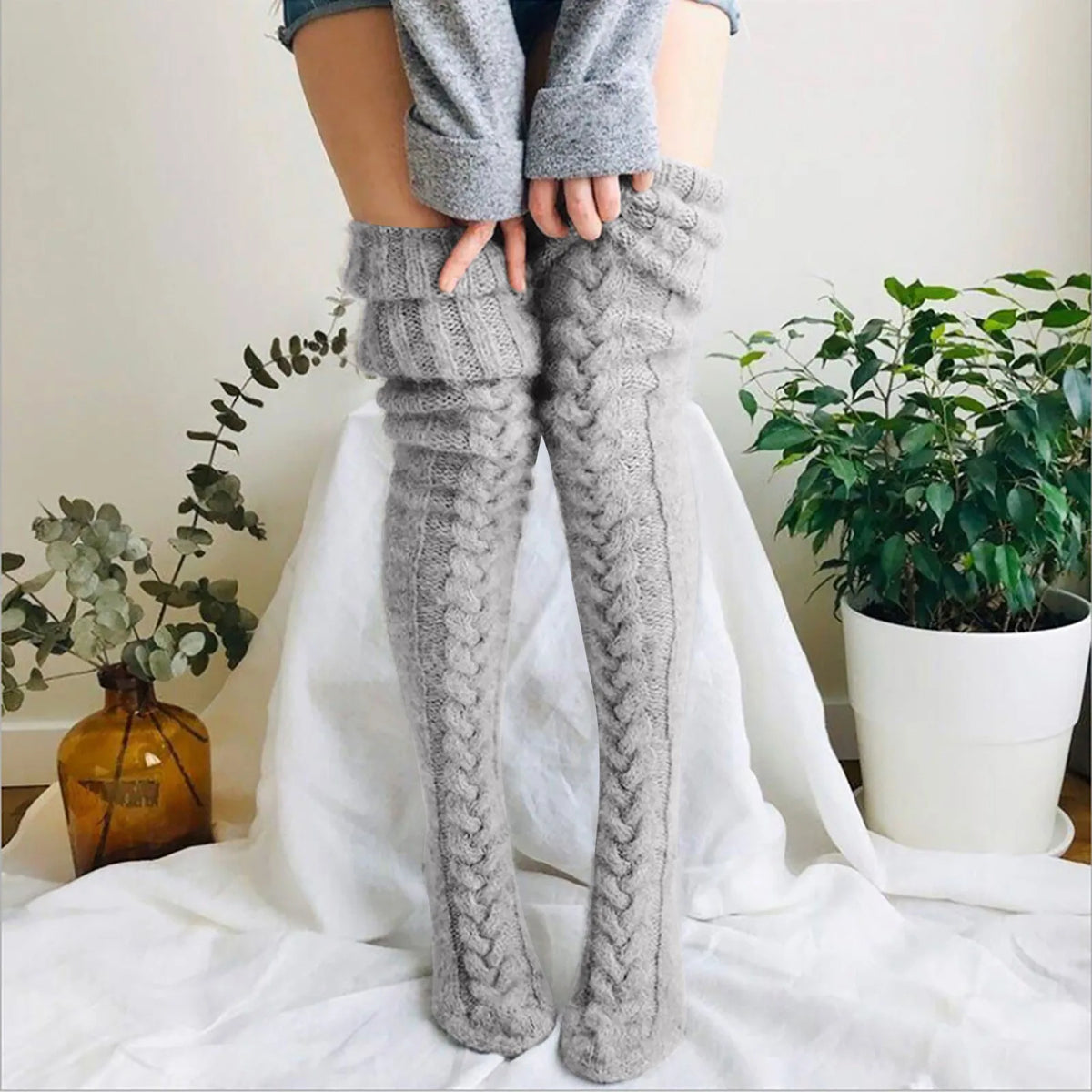 Chaussettes Overknee Femme à Motif Torsadé | Douceur et Élégance Hivernale