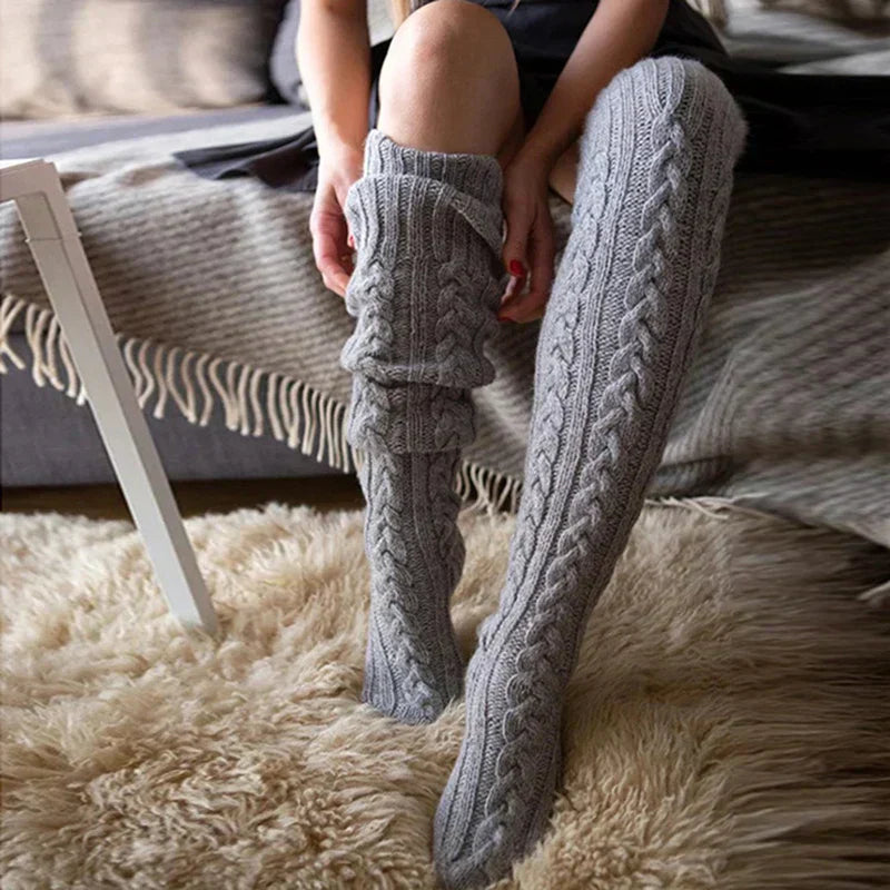 Chaussettes Overknee Femme à Motif Torsadé | Douceur et Élégance Hivernale