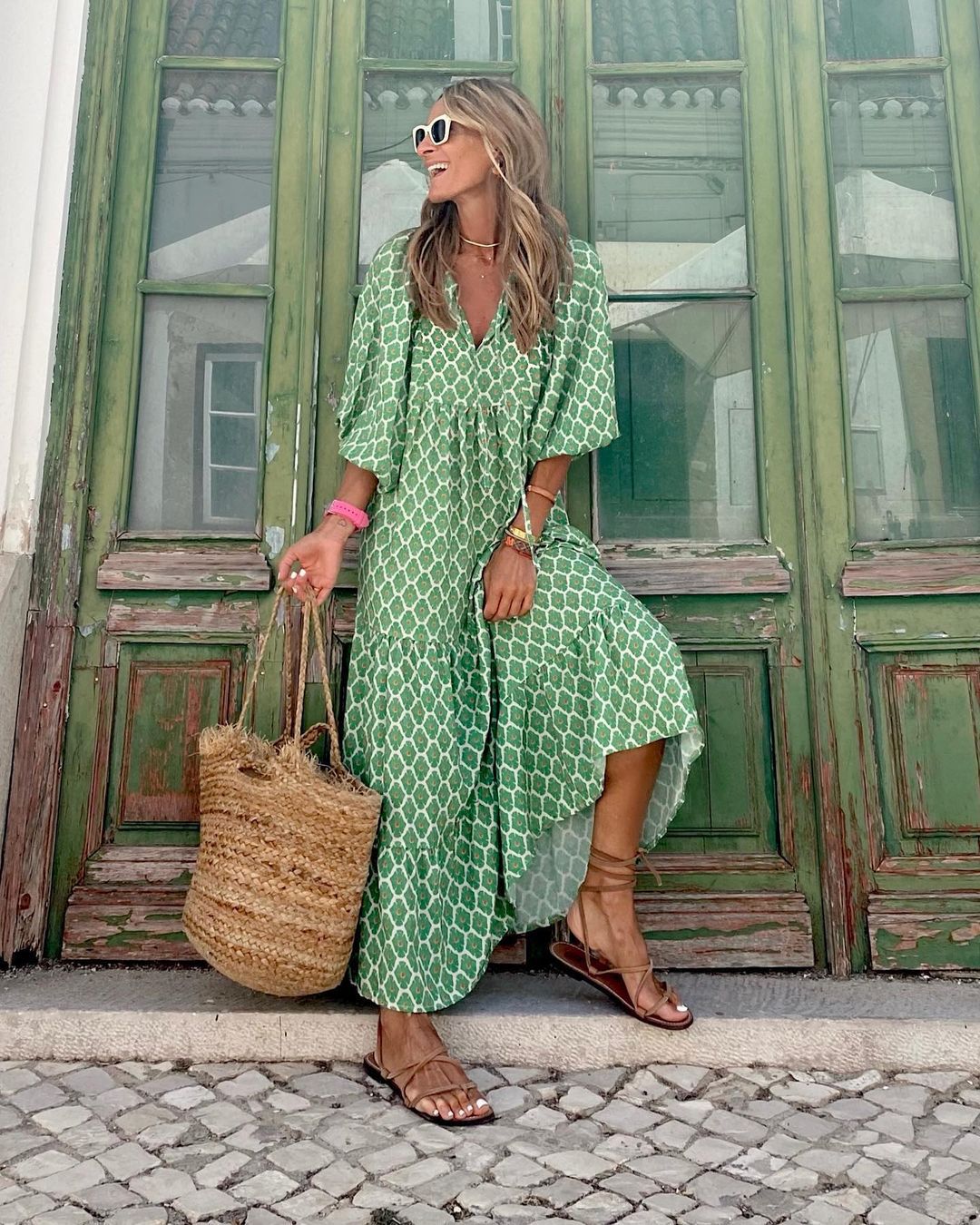 Robe Maxi Élégante – Charme Intemporel & Silhouette Fluide