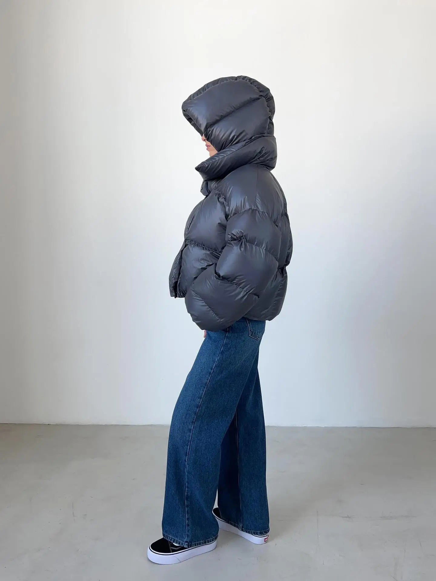 Veste Courte Matelassée Femme à Capuche | Chaleur et Style Urbain