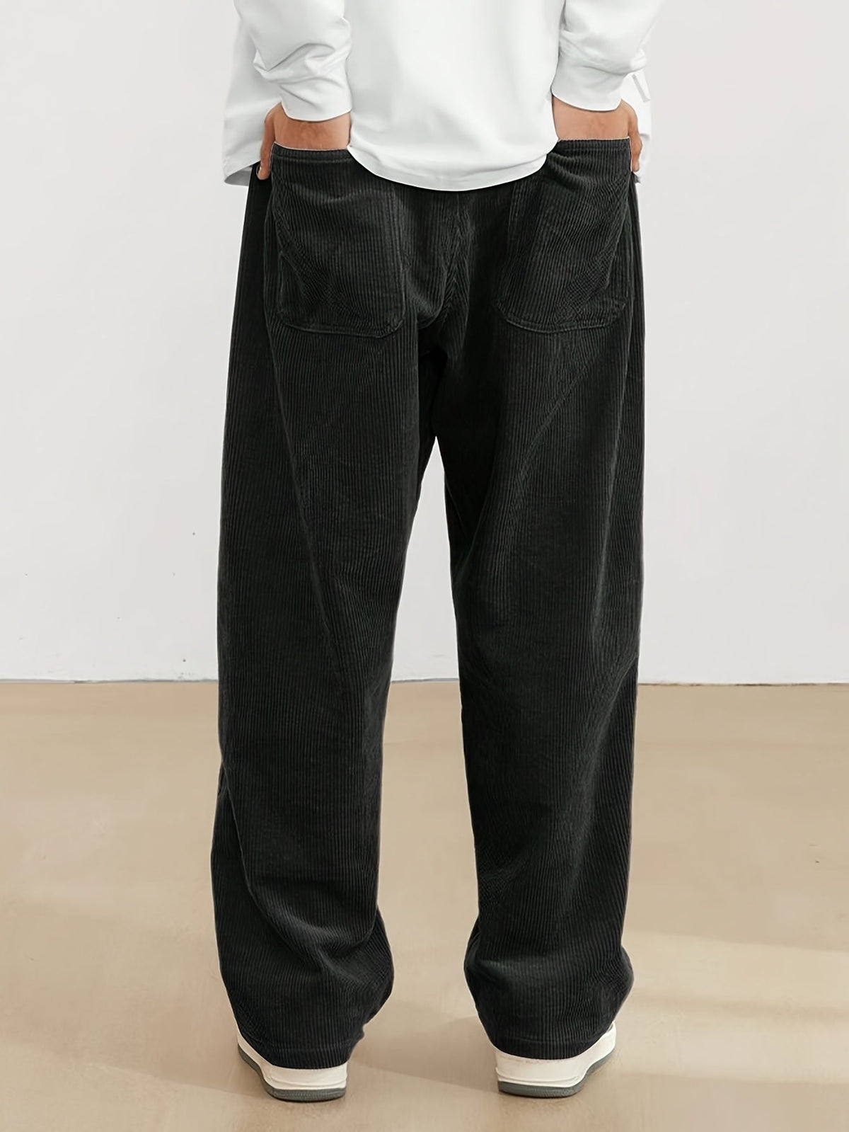 Pantalon Homme Côtelé à Coupe Large