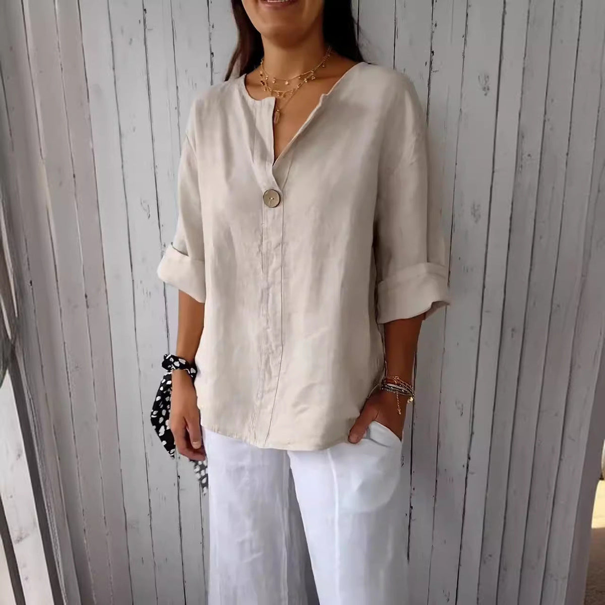 Blouse Élégante à Col V pour Femme – Confort Léger et Style Intemporel
