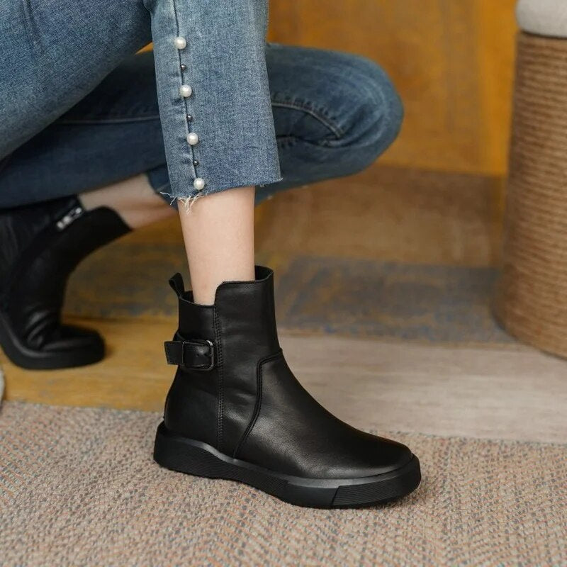 Nathalie | Bottines Femme Cheville avec Boucle Latérale et Semelle Plate Confort