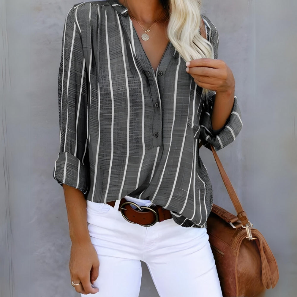 Blouse Rayée à Boutons – Style Structuré & Élégance Polyvalente